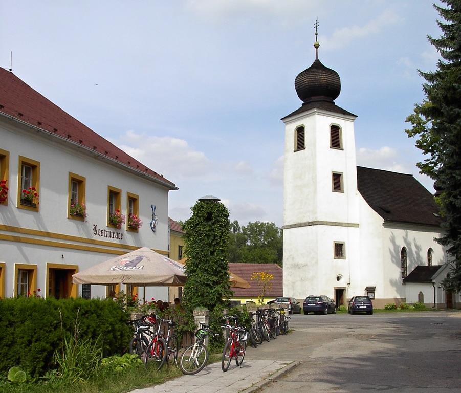 Pension A Restaurace Rudolec Hotel Český Rudolec Buitenkant foto