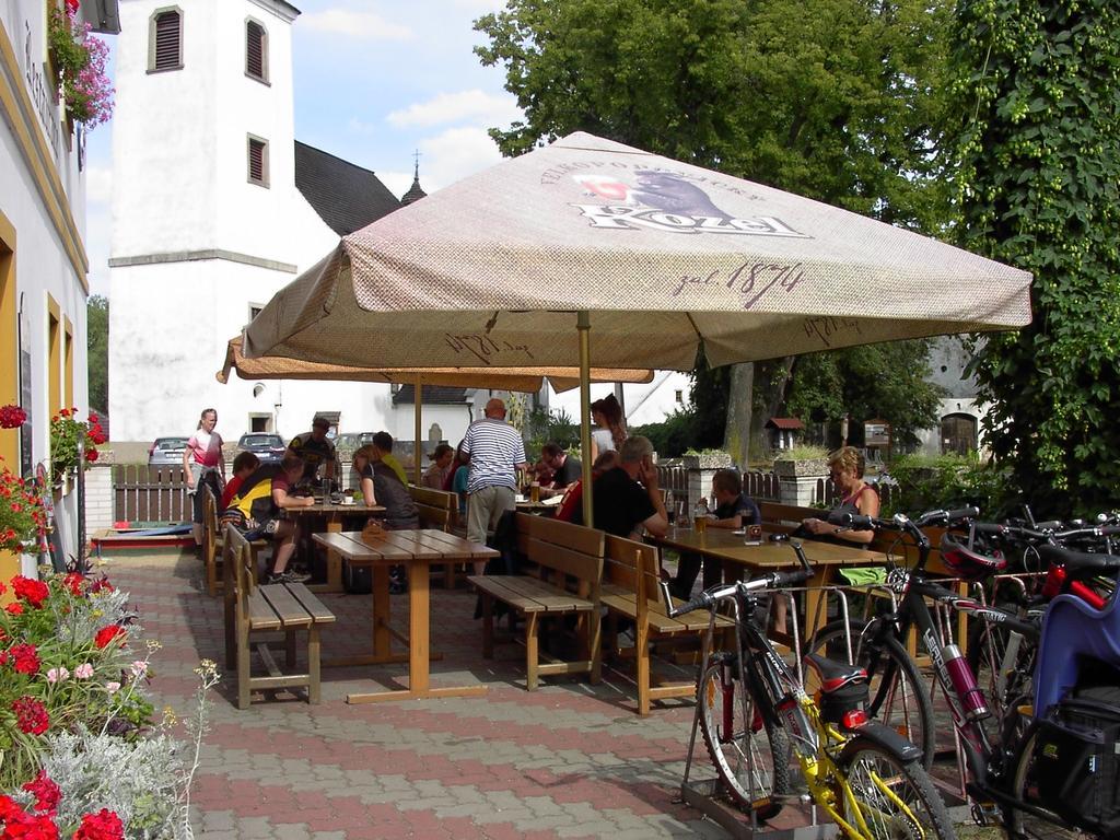 Pension A Restaurace Rudolec Hotel Český Rudolec Buitenkant foto